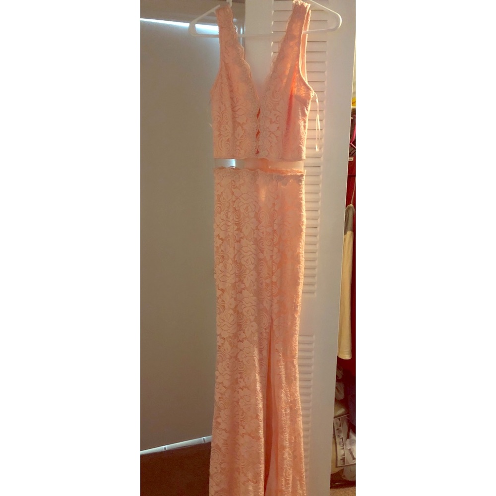 Lace dress